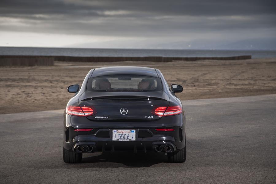  Mercedes-AMG C43 4Matic Coupe (C205) 2018 года  (NA) (фото 24 из 45)